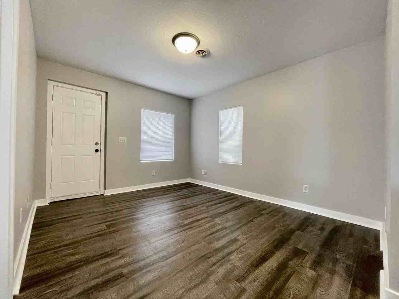 6758 Cline Rd - Photo 5 of 21
