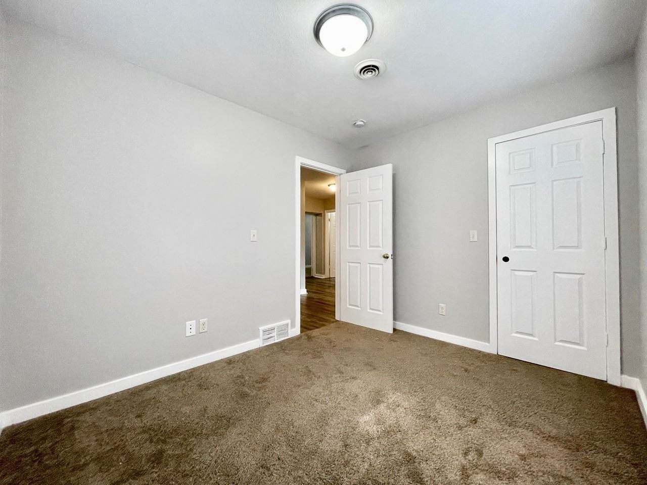 6758 Cline Rd - Photo 7 of 21
