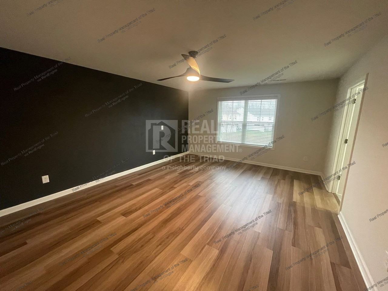 813 Riley Ln - Photo 7 of 19