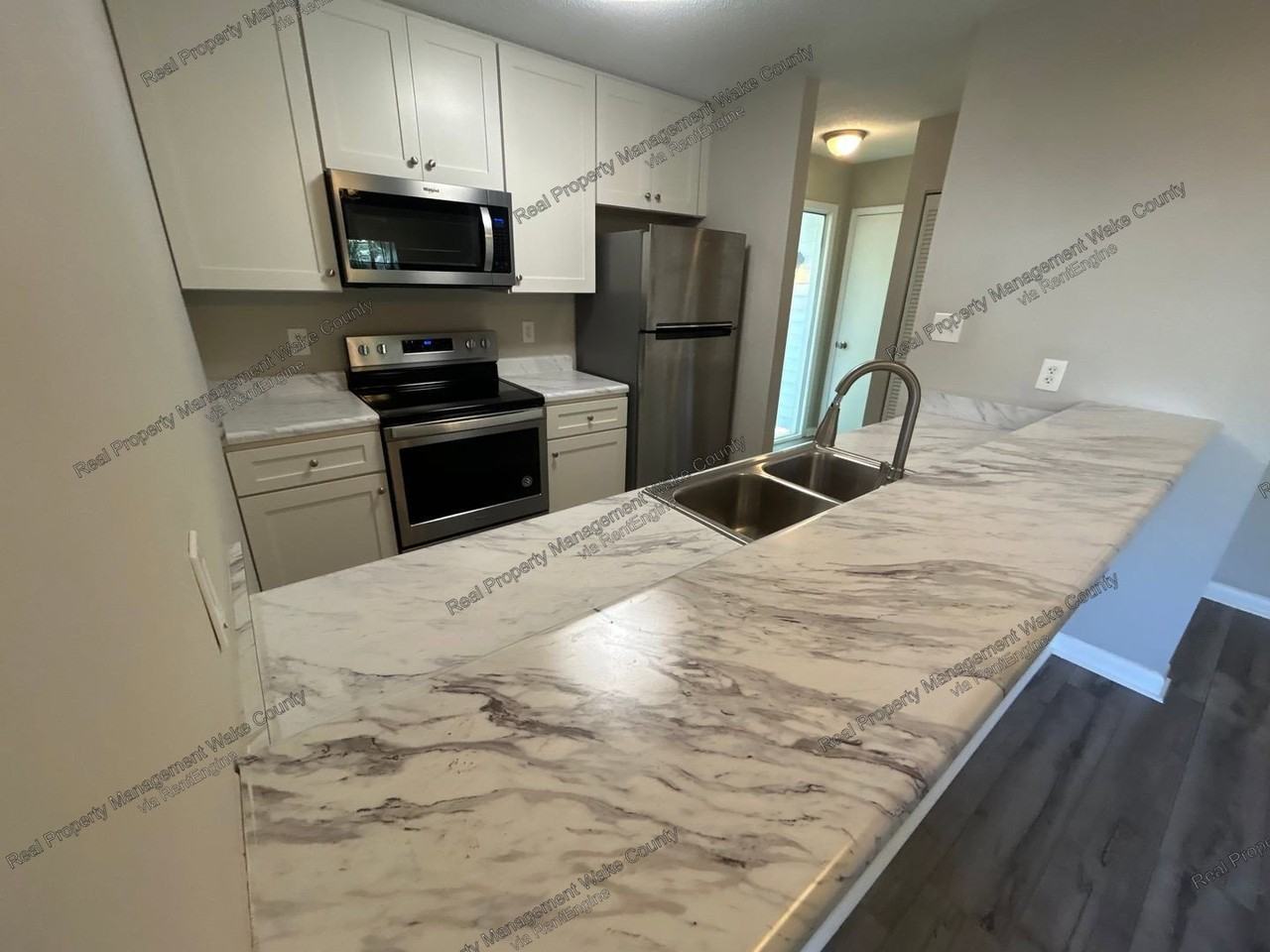 3131 Quinley Pl - Photo 5 of 28