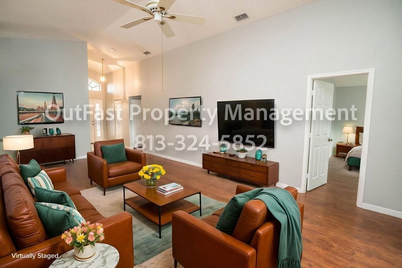 7093 76th St N - Photo 5 of 26
