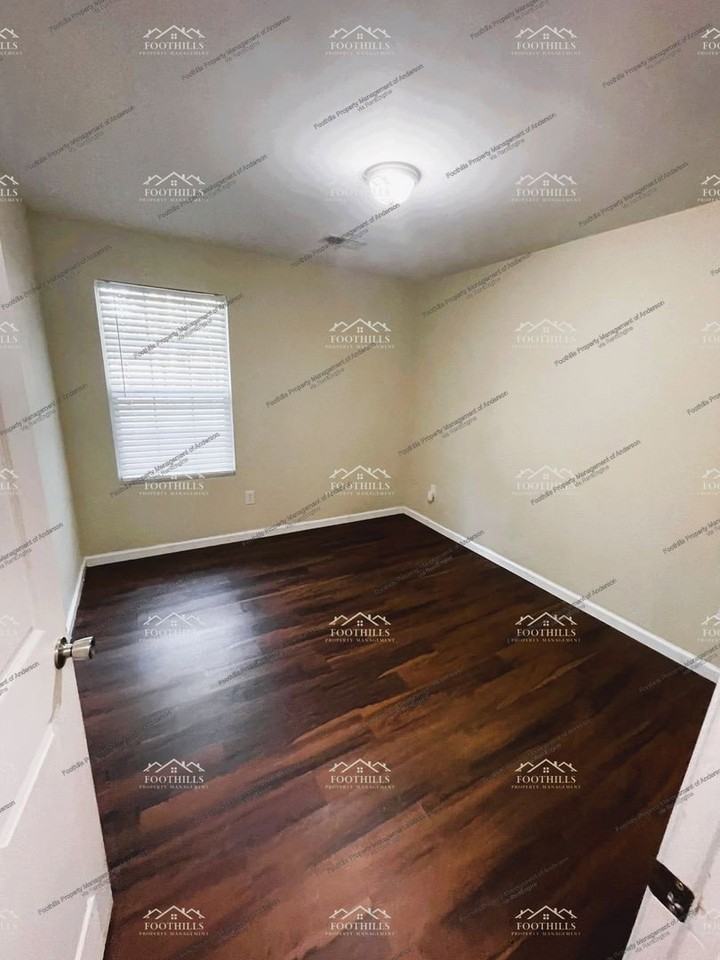 108 Townsley Ct - Photo 6 of 12
