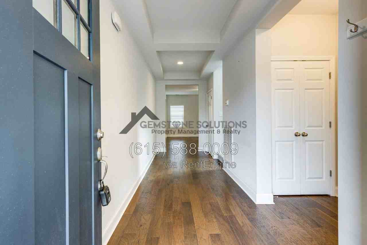1406 Serenity Ct - Photo 4 of 50