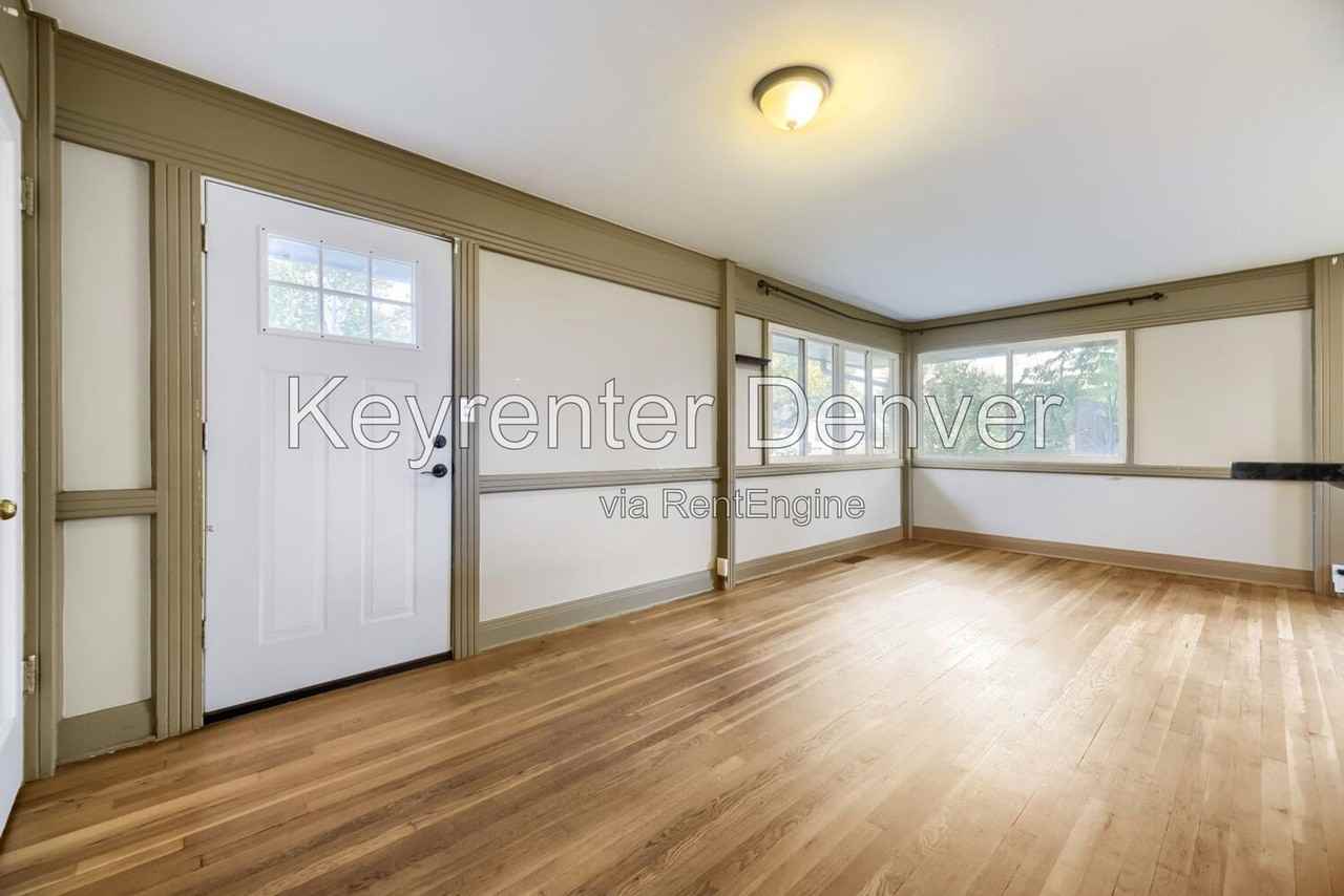 2021 W Gill Pl - Photo 3 of 23