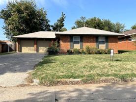 1105 W Peebly Dr - Photo 1 of 1