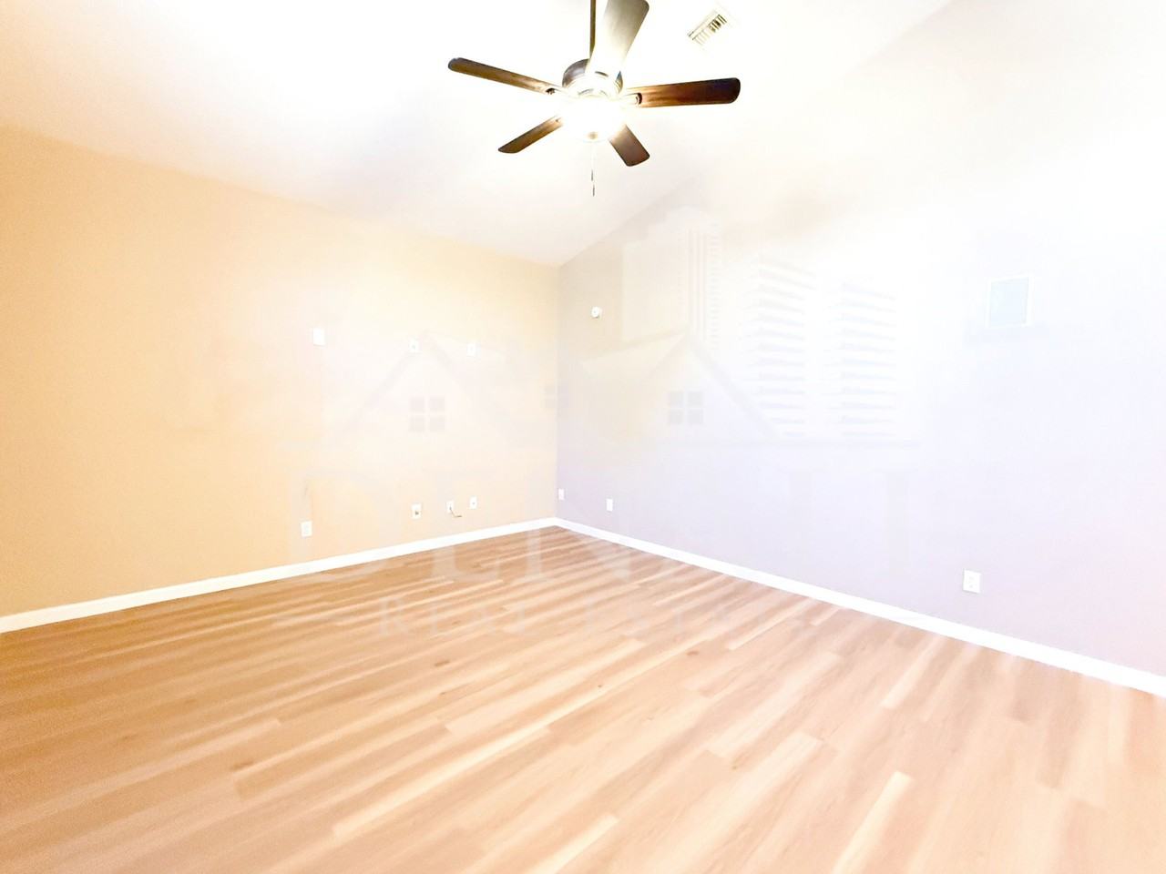 3359 E Mountain Vista Dr - Photo 5 of 30