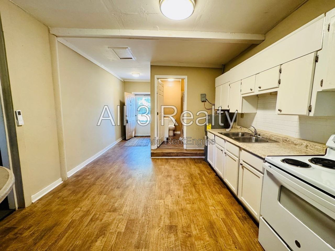 345 Arthur St #D - Photo 7 of 18