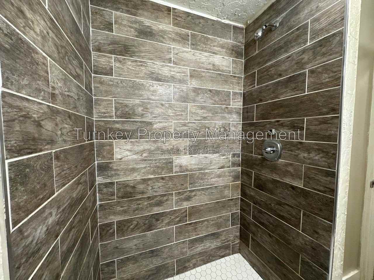 4619 Pike Ave - Photo 2 of 12