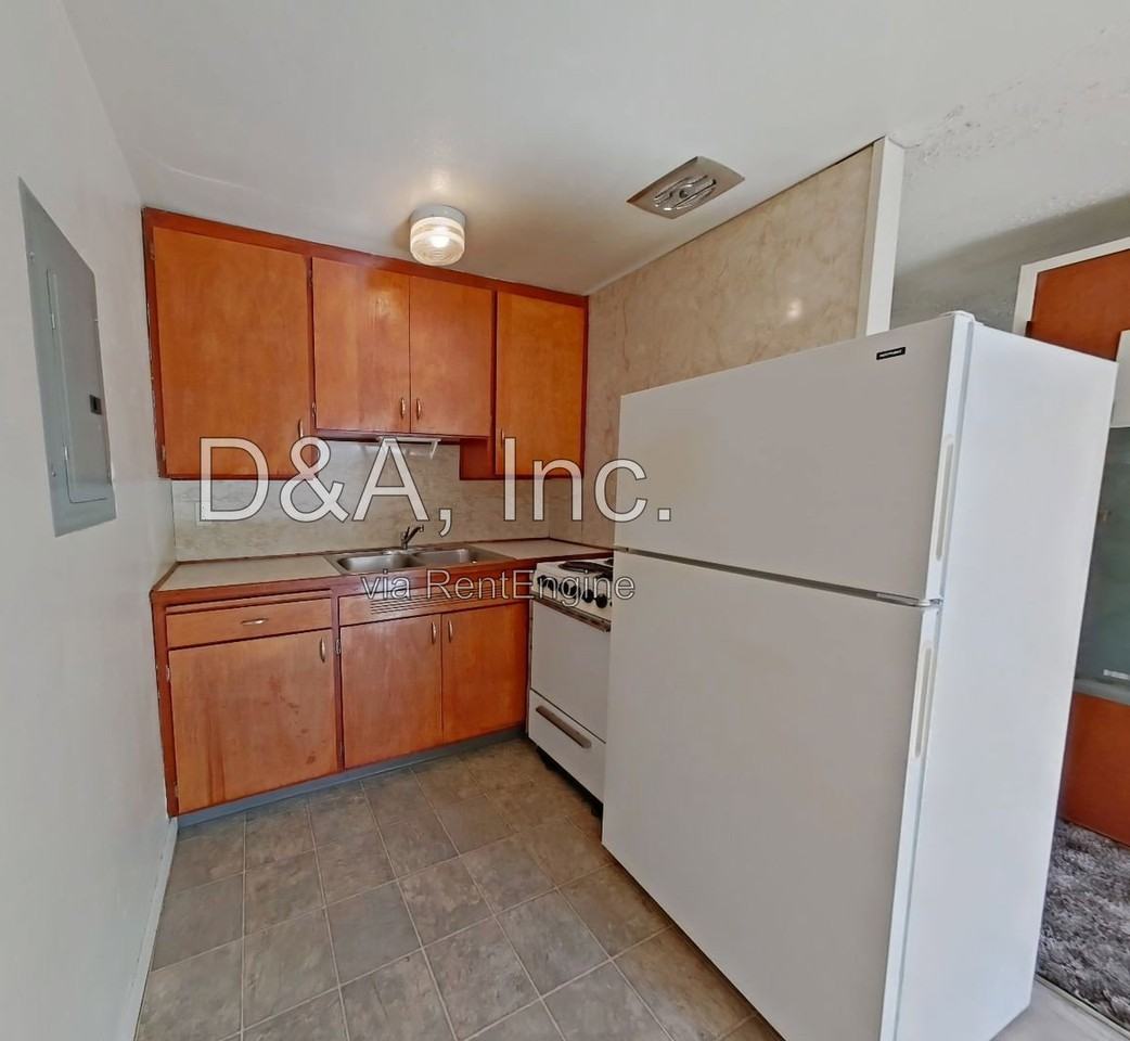 425 Sw 9th St - Photo 7 of 14