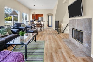 366 Forward St #F - Photo 1 of 1