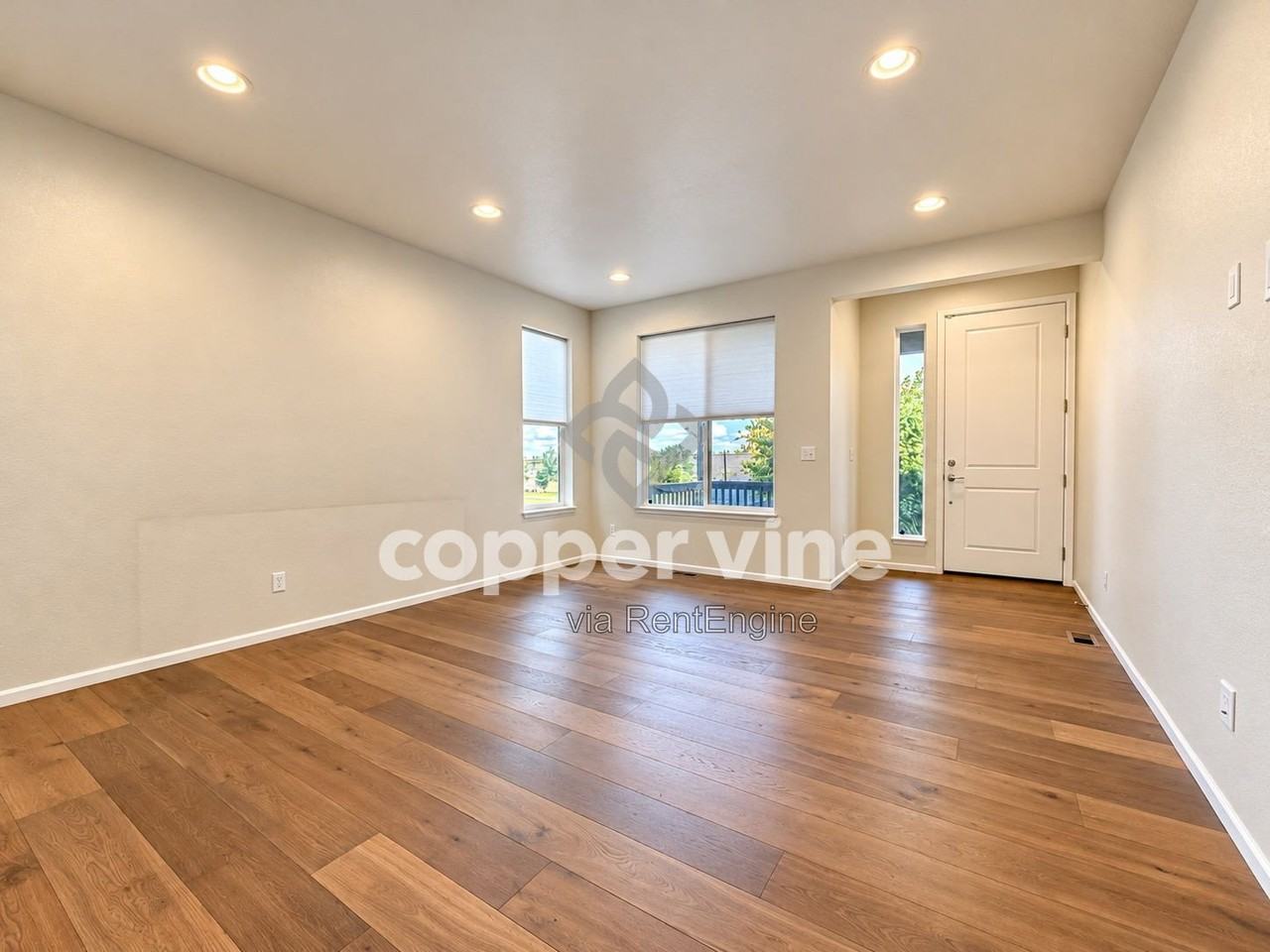 12207 Claude Ct - Photo 3 of 26