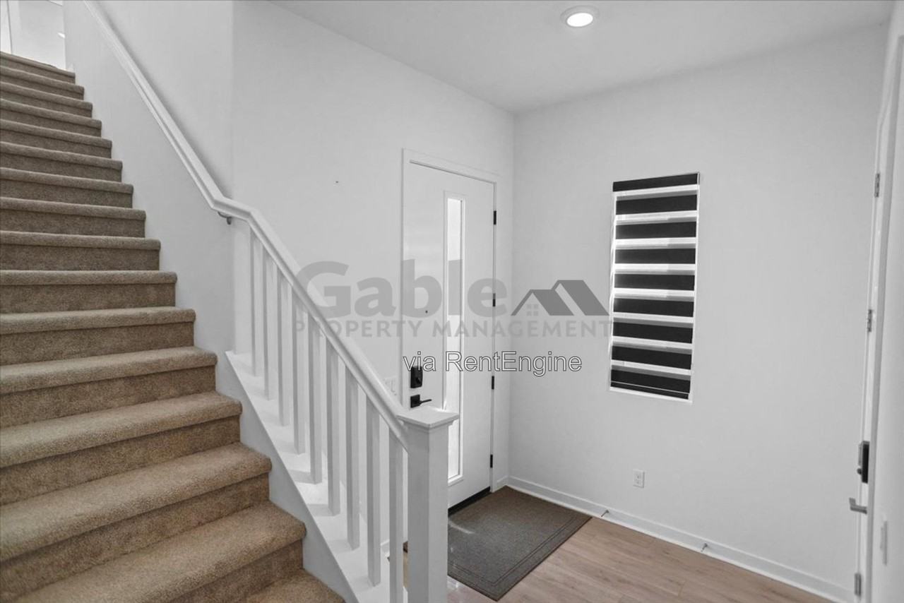 27468 Flycatcher Pl - Photo 3 of 26