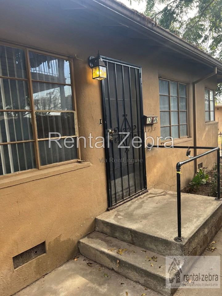 1246 W 19th St - Photo 2 of 15