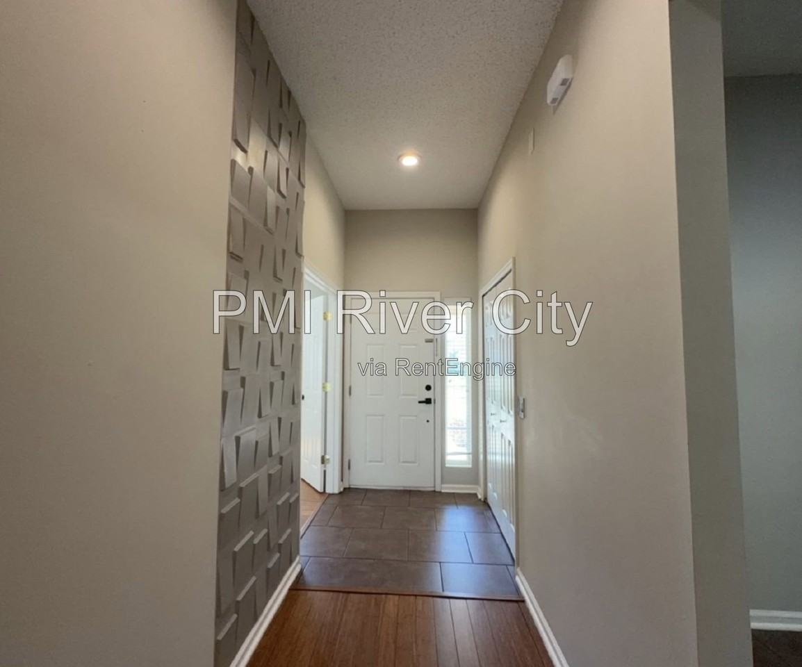 9343 Daniels Mill Dr - Photo 5 of 24