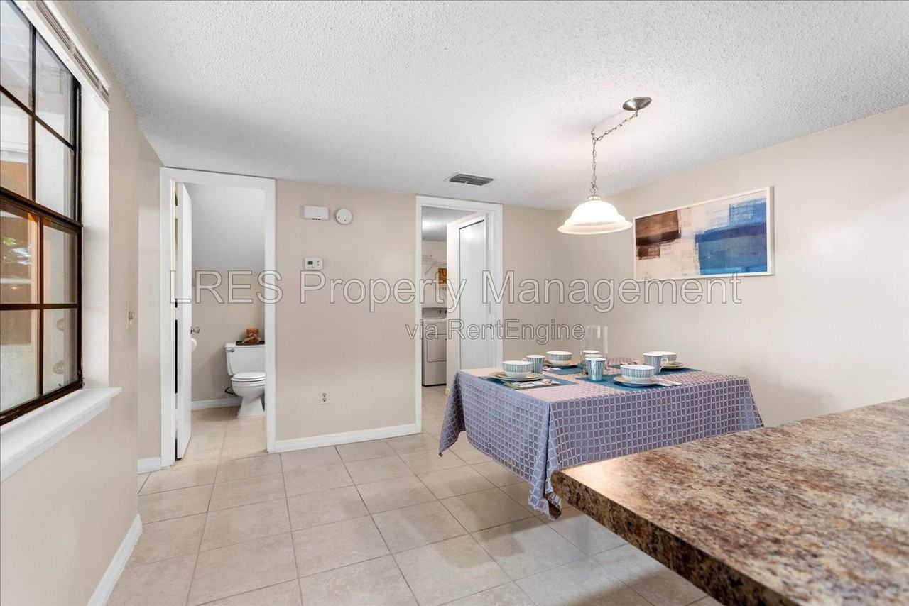 4600 Lighthouse Cir #1 - Photo 6 of 22