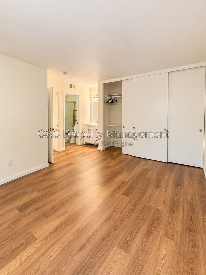 16 Aruba St - Photo 6 of 12