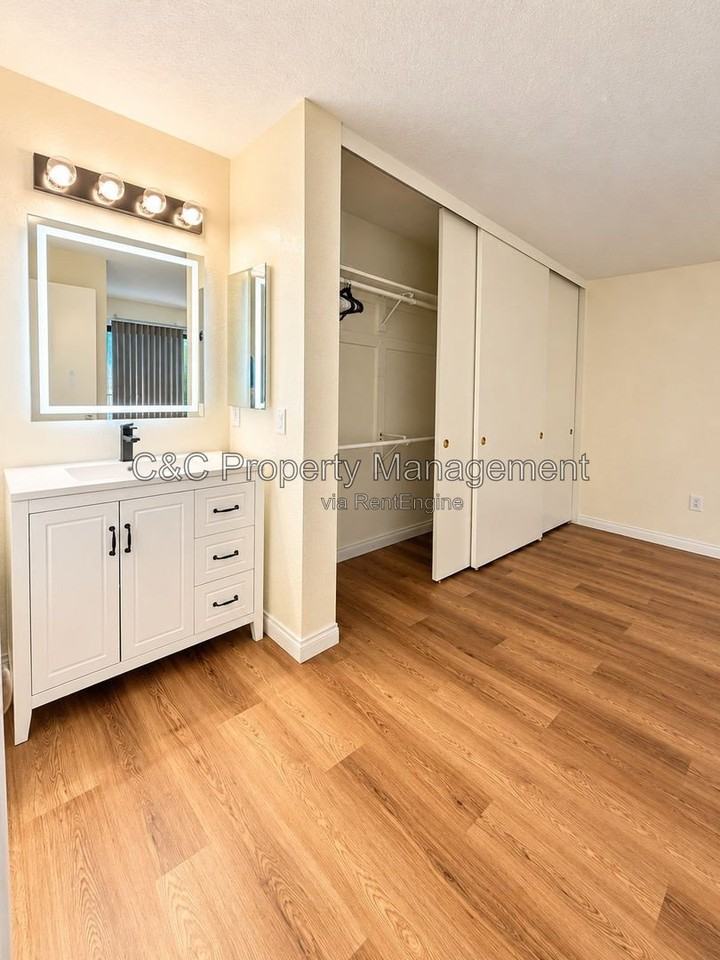 16 Aruba St - Photo 7 of 12
