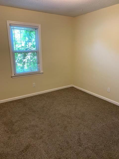 103 Belmont Dr - Photo 6 of 17