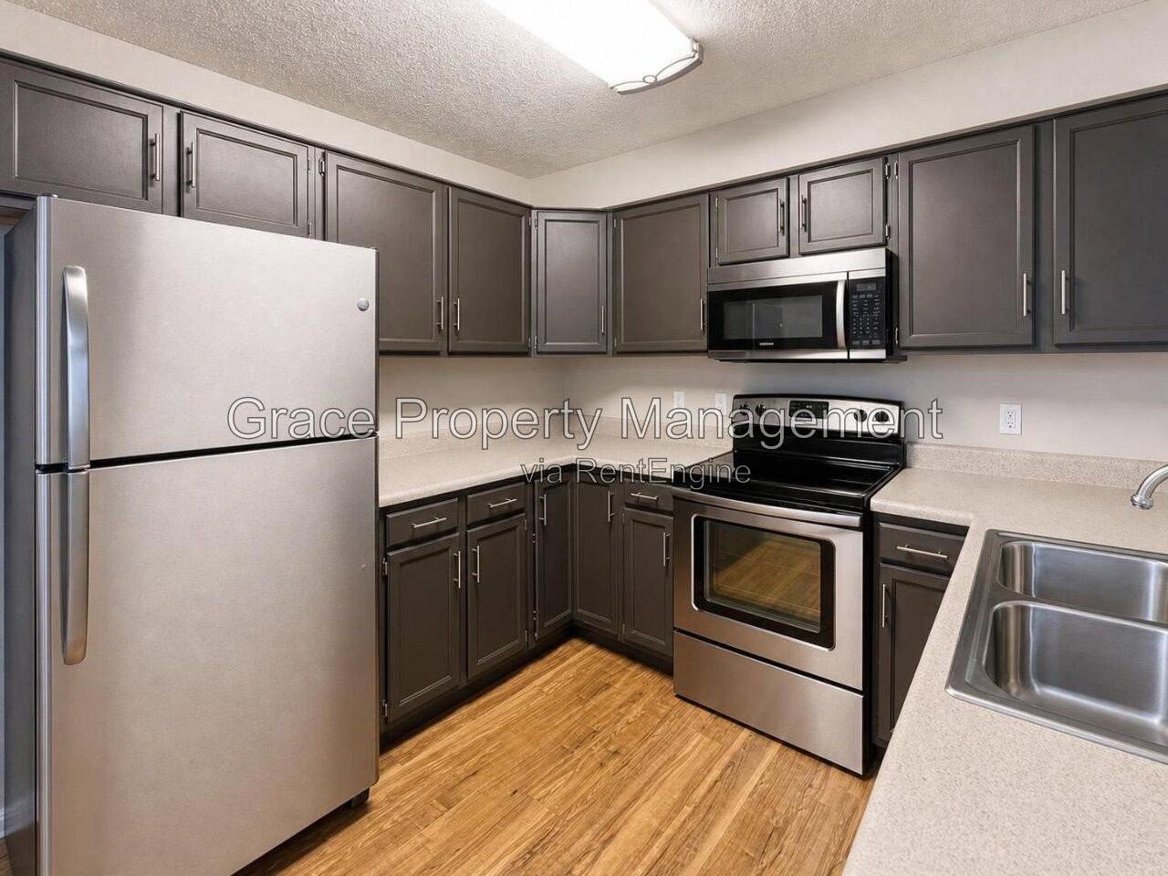 980 S Dahlia St #E - Photo 7 of 20