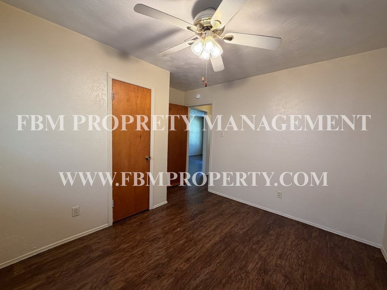 501 W Gilmer St #5 - Photo 4 of 14