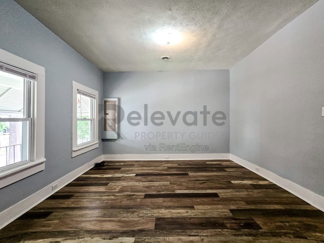 2602 Perry St - Photo 7 of 26