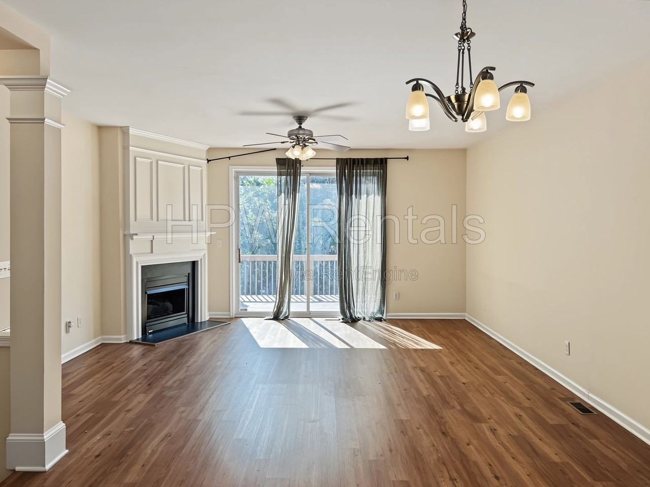 1672 Brook Fern Way - Photo 5 of 22
