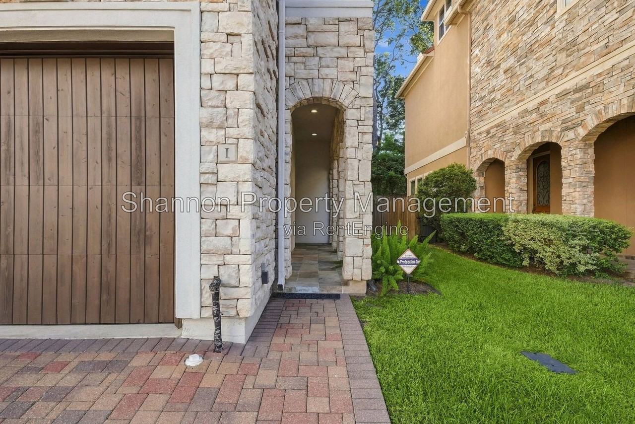 5531 Pine St #I - Photo 3 of 47
