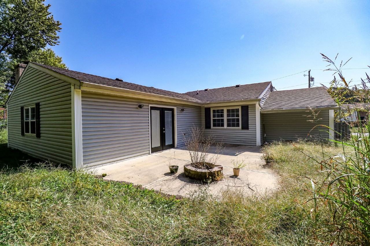 4420 Valence Dr - Photo 7 of 10