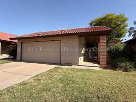 5220 E Tamblo Dr - Photo 1 of 1