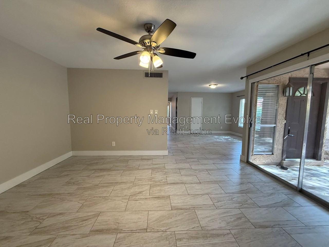 5220 E Tamblo Dr - Photo 6 of 25