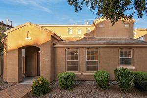 featured image of 3301 E Loma Vista St