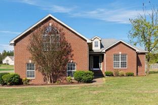 1015 Station Cir - Photo 1 of 1