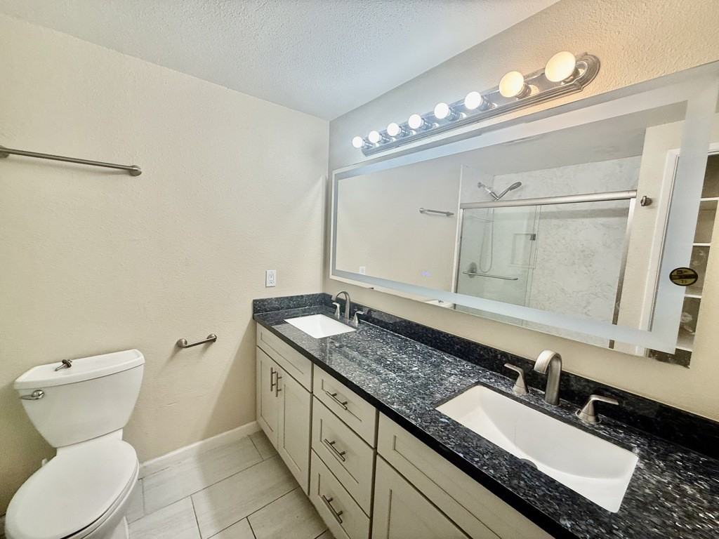 3819 Underwood Dr #1 - Photo 2 of 21