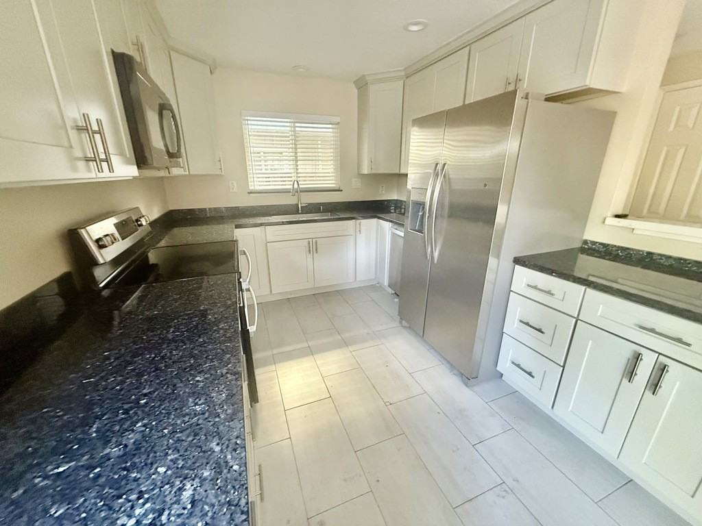 3819 Underwood Dr #1 - Photo 6 of 21