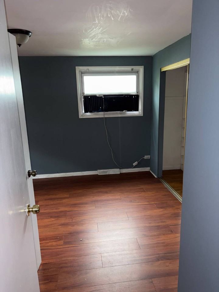 13220 S Vernon Ave - Photo 5 of 15