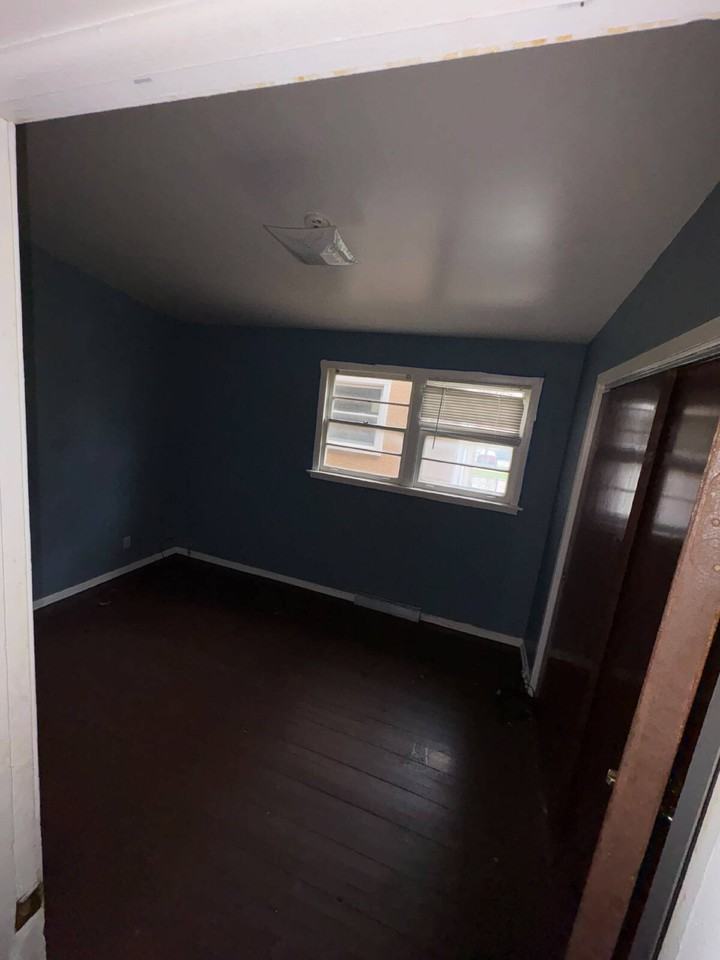 54 W 109th St #1 - Photo 5 of 14
