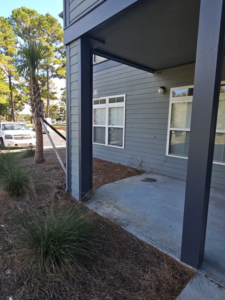 3002 Mariners Way - Photo 3 of 16
