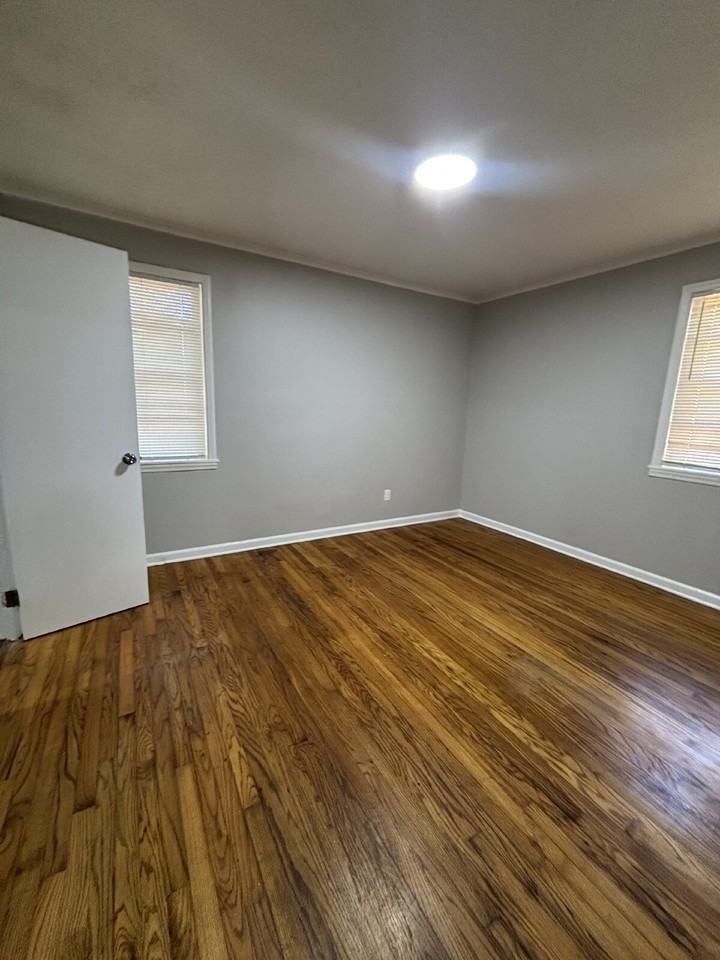 5425 Lochinvar Rd - Photo 5 of 17