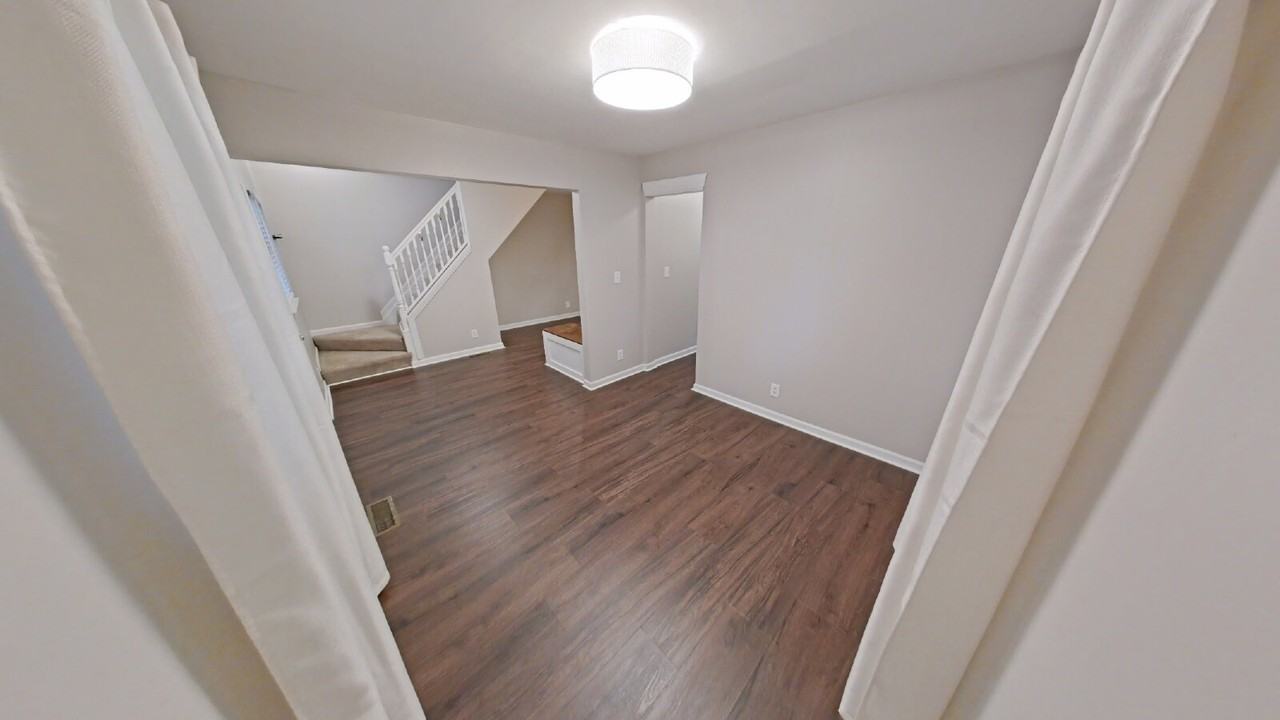 3971 Thomas Ave - Photo 3 of 17