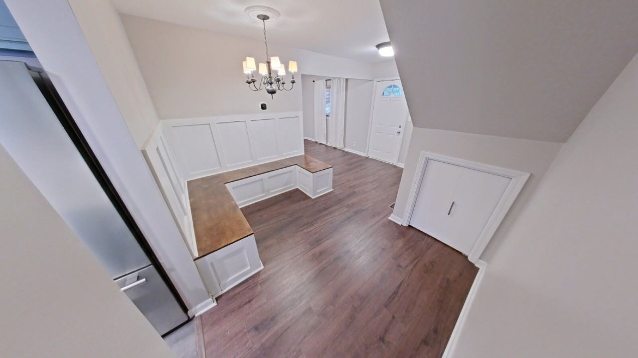 3971 Thomas Ave - Photo 4 of 17