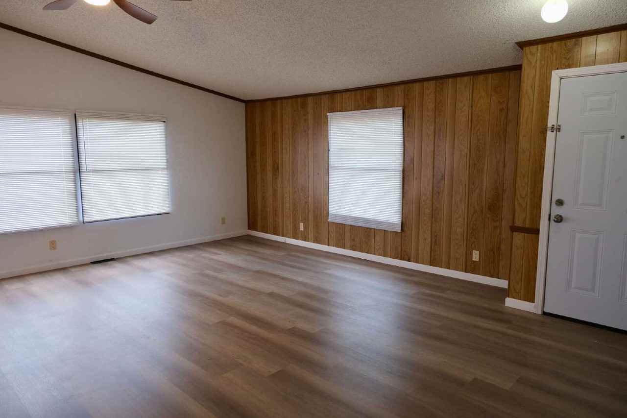 1863 Fm 1704 - Photo 4 of 19