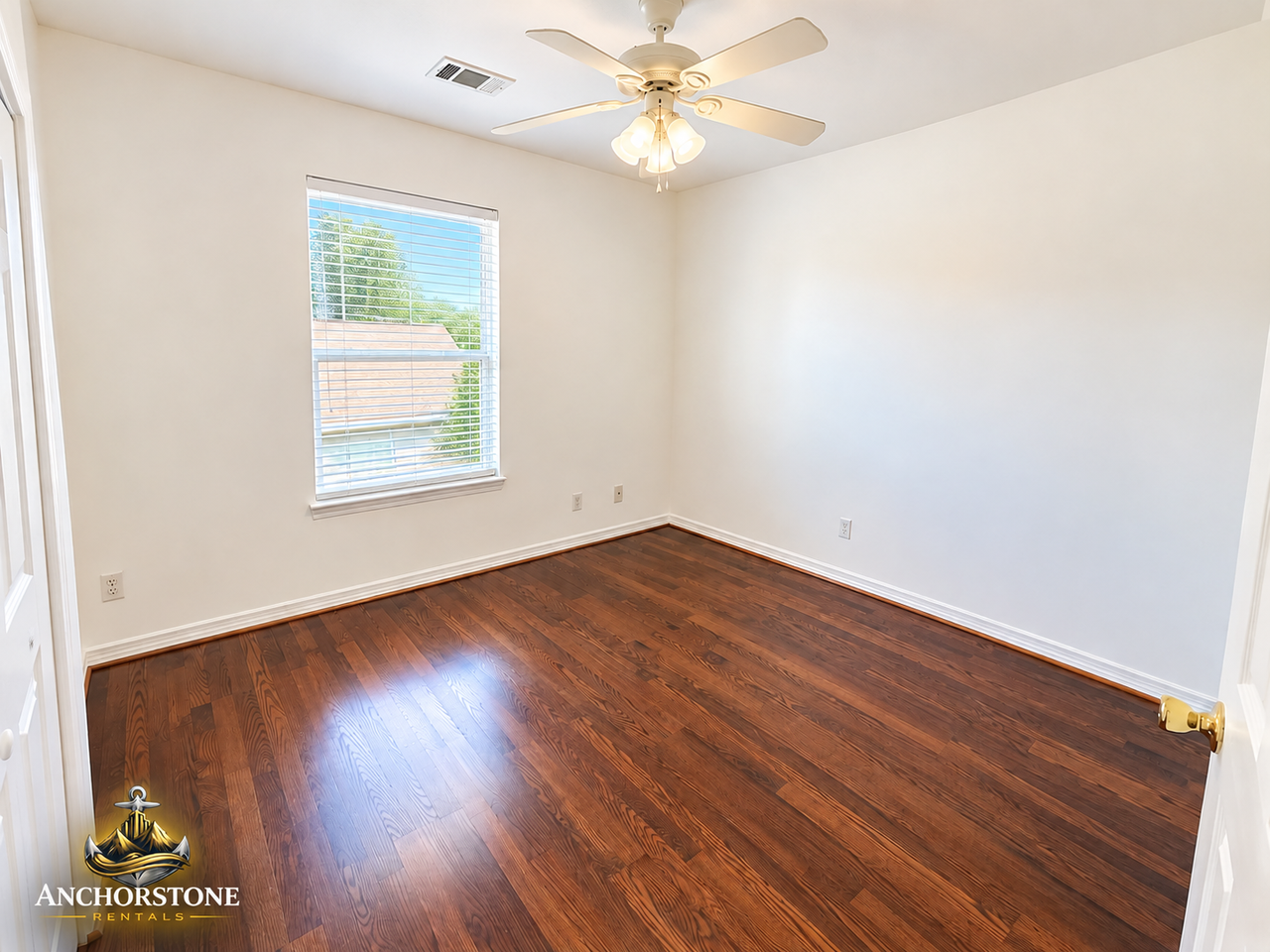 213 Panther Ct - Photo 7 of 8
