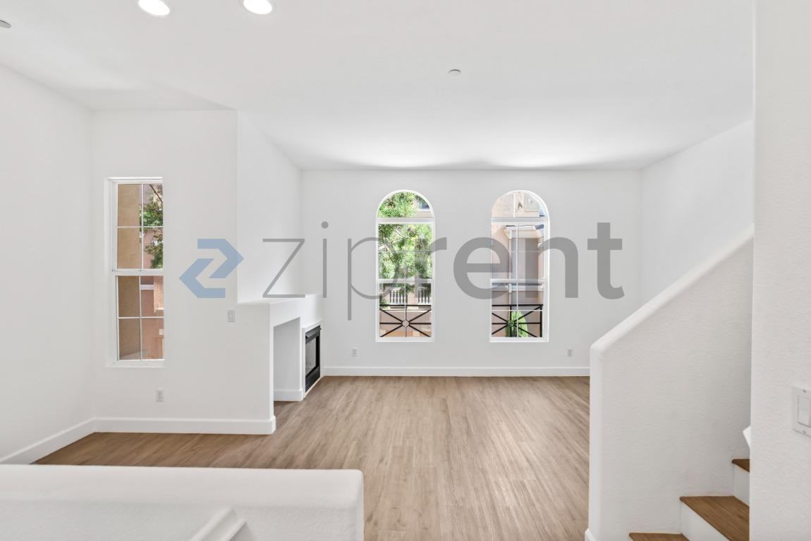 831 Heavenly Pl - Photo 5 of 30