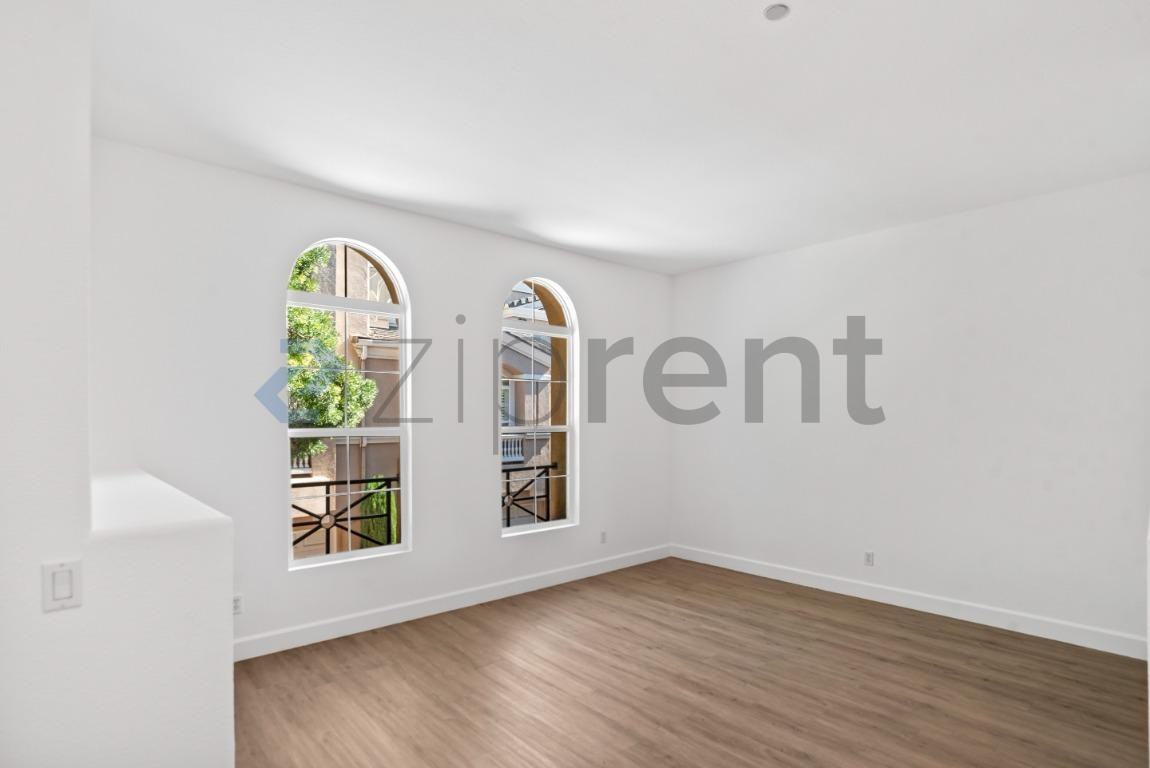 831 Heavenly Pl - Photo 6 of 30