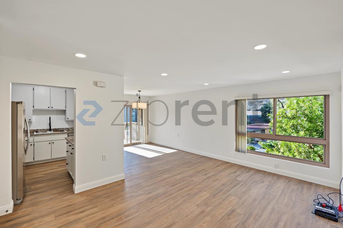 324 Chestnut Hill Ct #35 - Photo 4 of 21