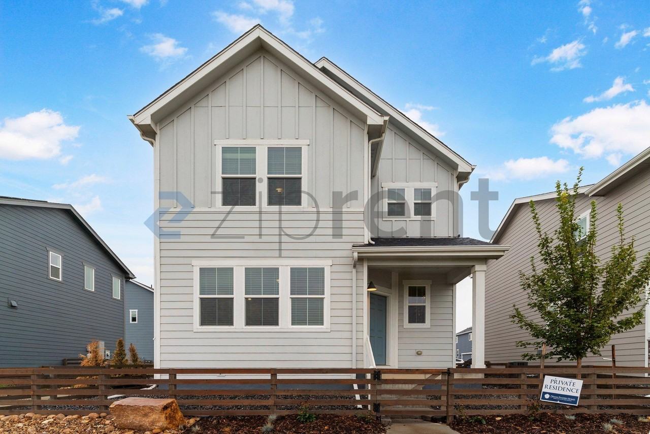 2143 Arborwood Ln - Photo 2 of 32