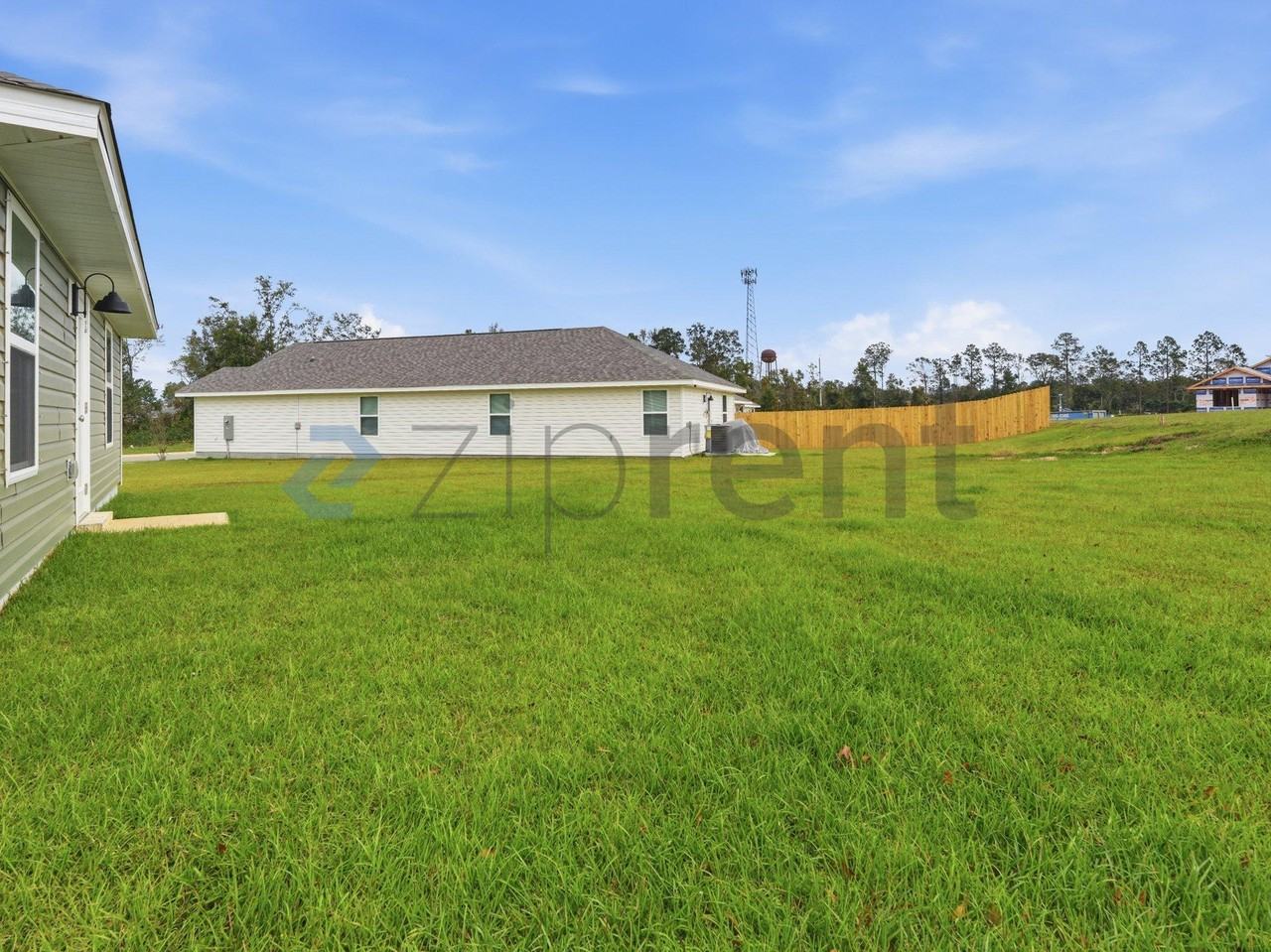 2176 Sandhill St - Photo 5 of 35