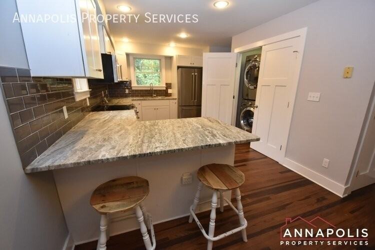 1346 Fishing Creek Rd - Photo 5 of 33