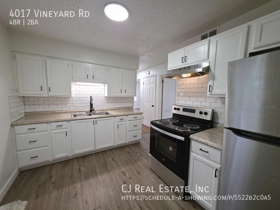 4017 Vineyard Rd - Photo 4 of 11