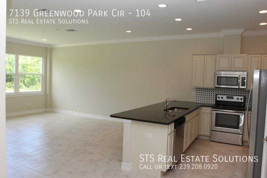 7139 Greenwood Park Cir #104 - Photo 6 of 23